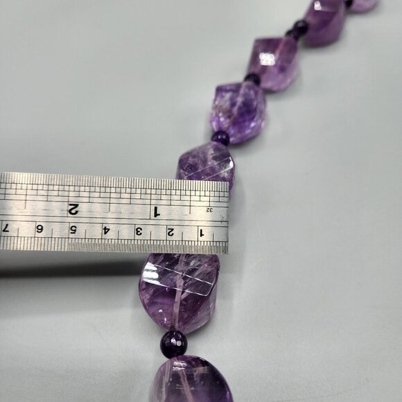 Purple Amethyst Chunky Bead Necklace Large Stones Strung Gold Tone Clasp - Picture 8 of 9